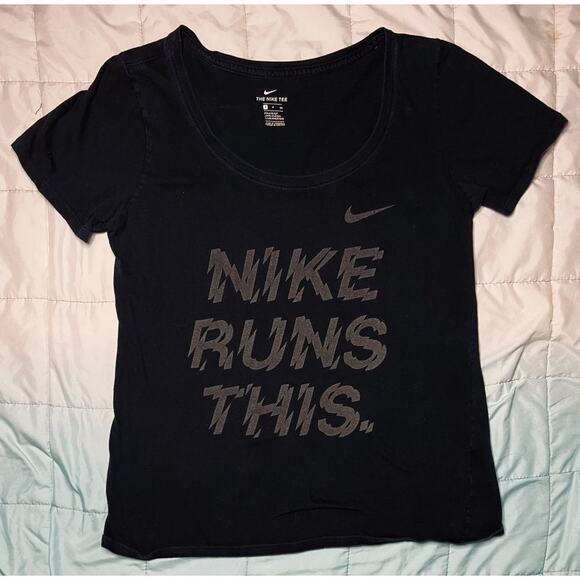 The Nike Tee t-shirt Size Small - Picture 1 of 3